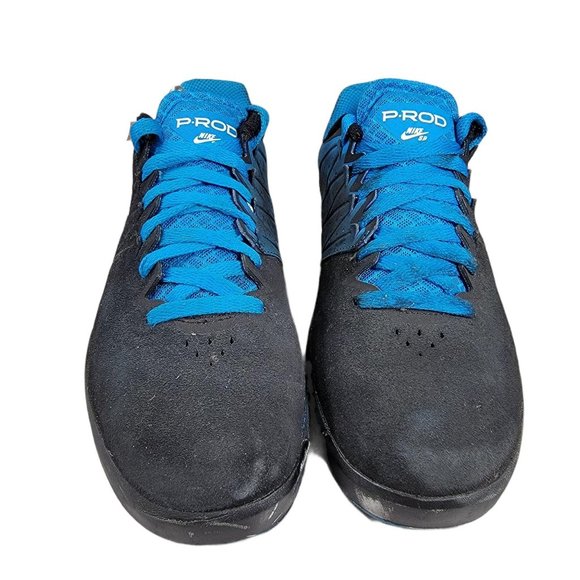 Athletic_Shoes